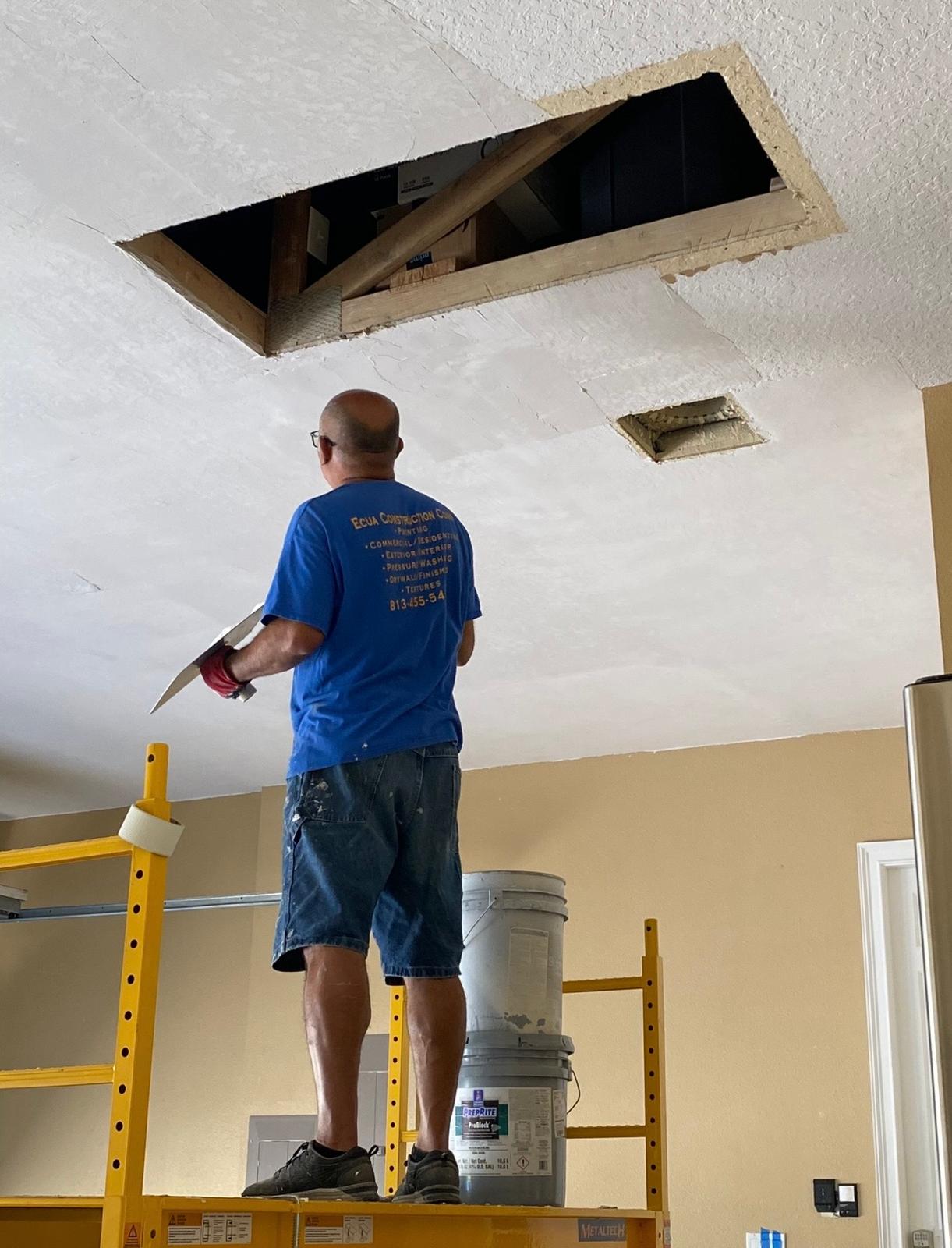 Knockdown wall and ceiling texture application contractor in Tampa FL