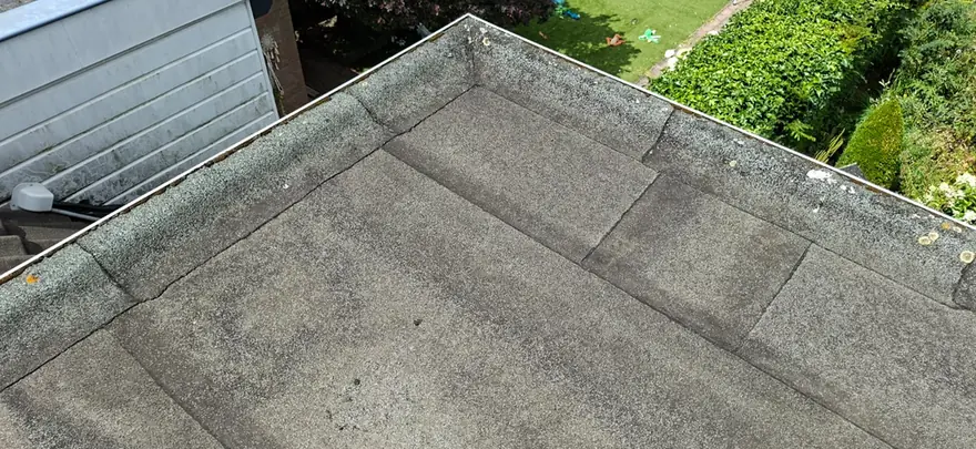 Plat dak vernieuwd in Helvoirt
