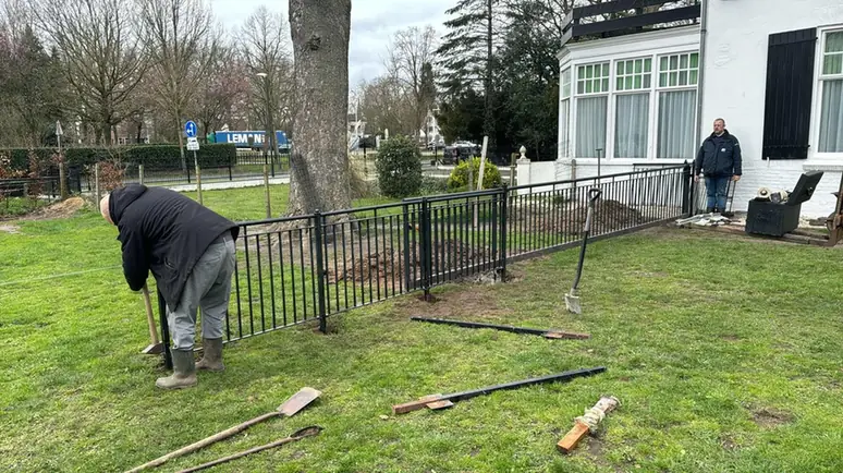 Hekwerk geplaatst in Helvoirt, Vught en omgeving, tijdens de werkzaamheden