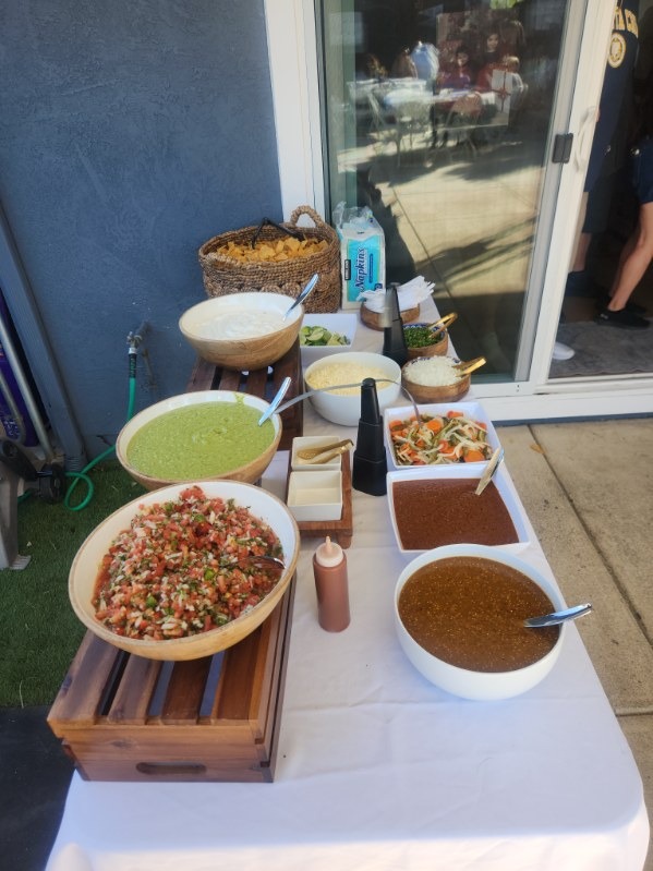 Deluxe Wooden Riser Salsa & Pico Buffet