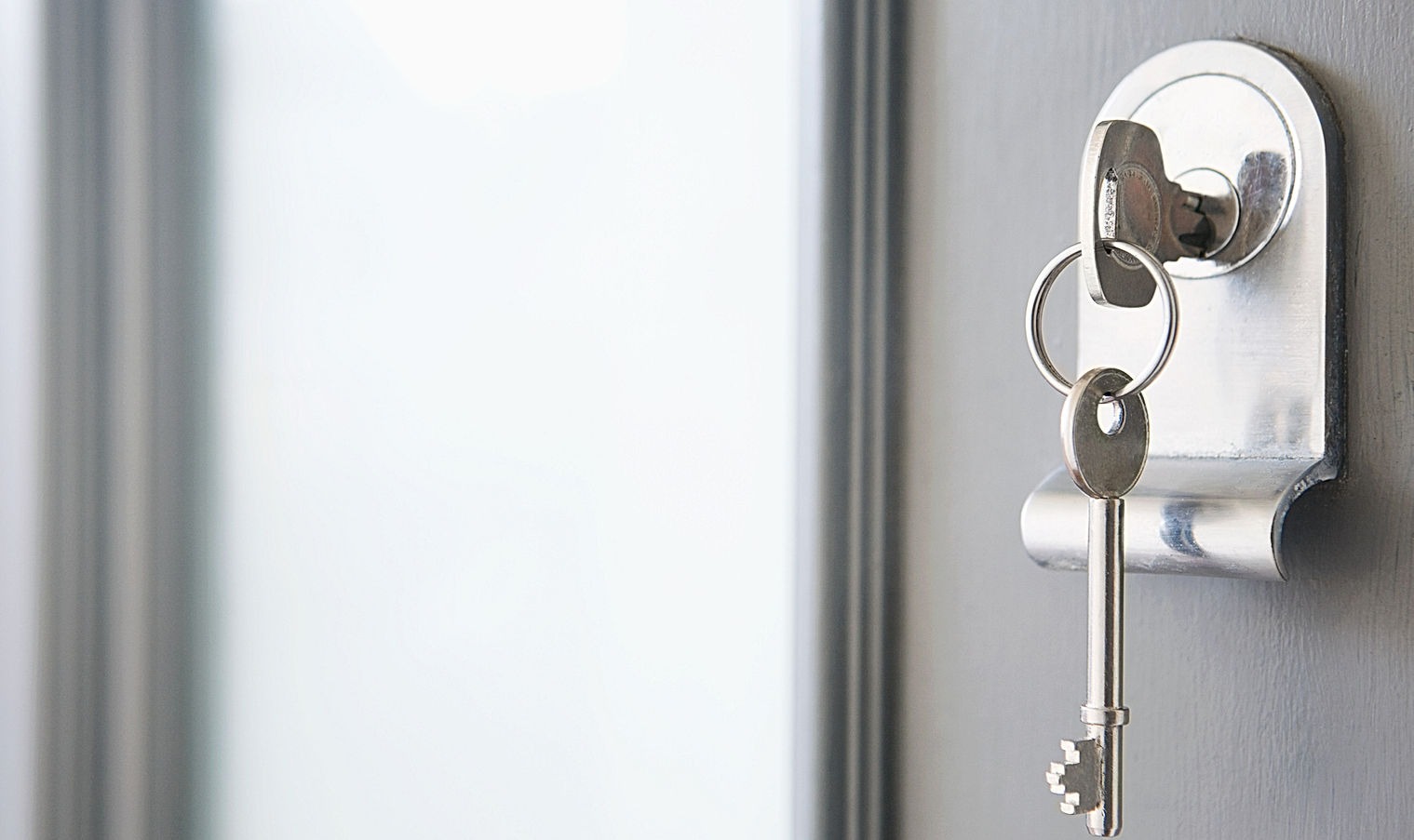 House key in a front door lock