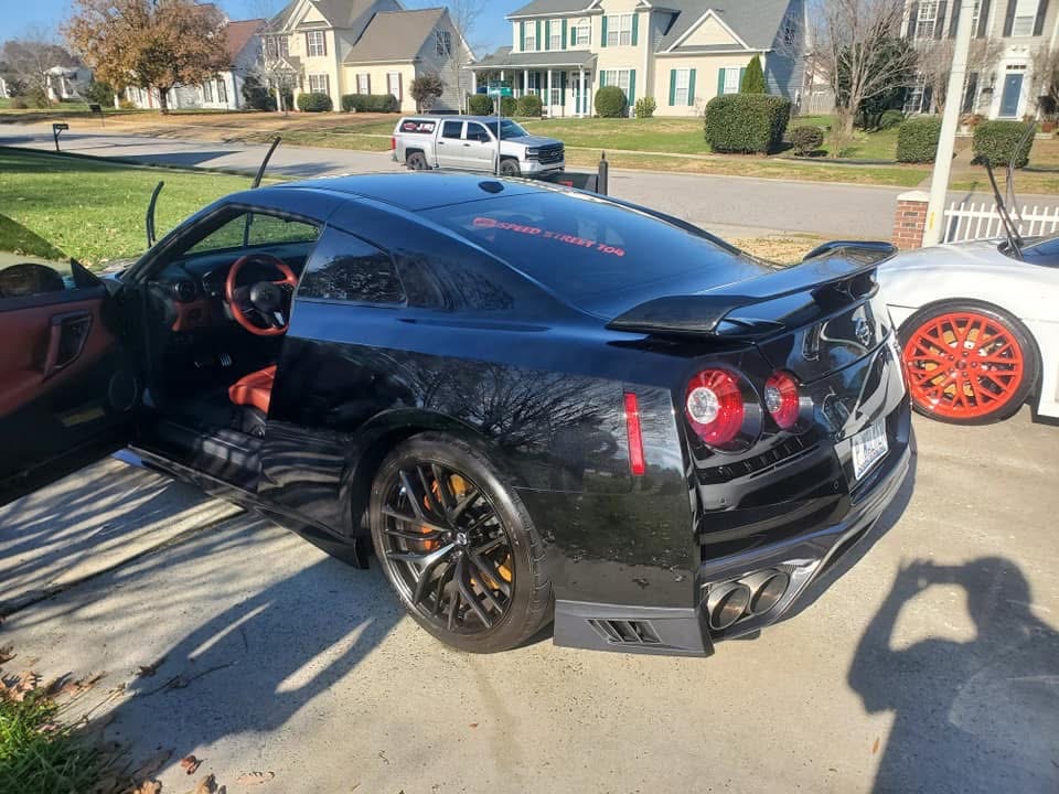 Nissan GT-R Rear Quarter & Interior Conditioning