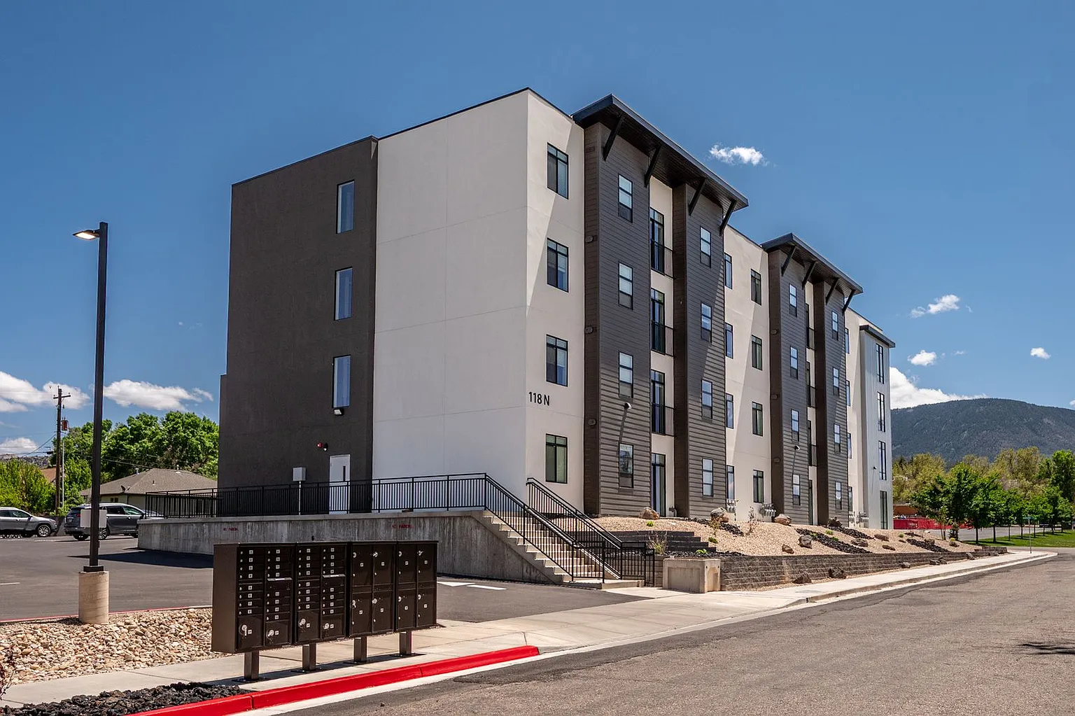 Exterior of Harding Avenue Lofts four-story student housing apartment building at 118 N in Cedar City, Utah