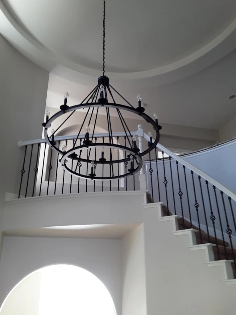Foyer & Archway
