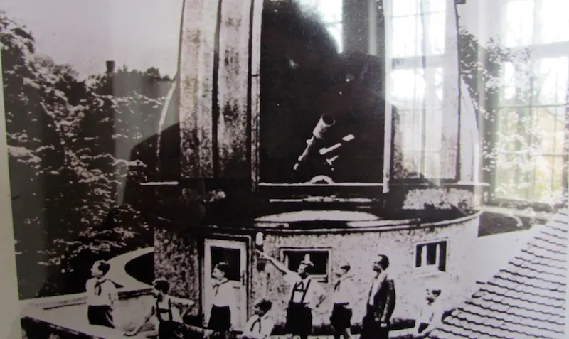 Historische Aufnahme: Die Pioniersternwarte Gera in den 1950er Jahren