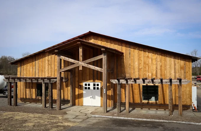 Garage, barn and new build project in the Hudson Valley by Red Cedar Construction