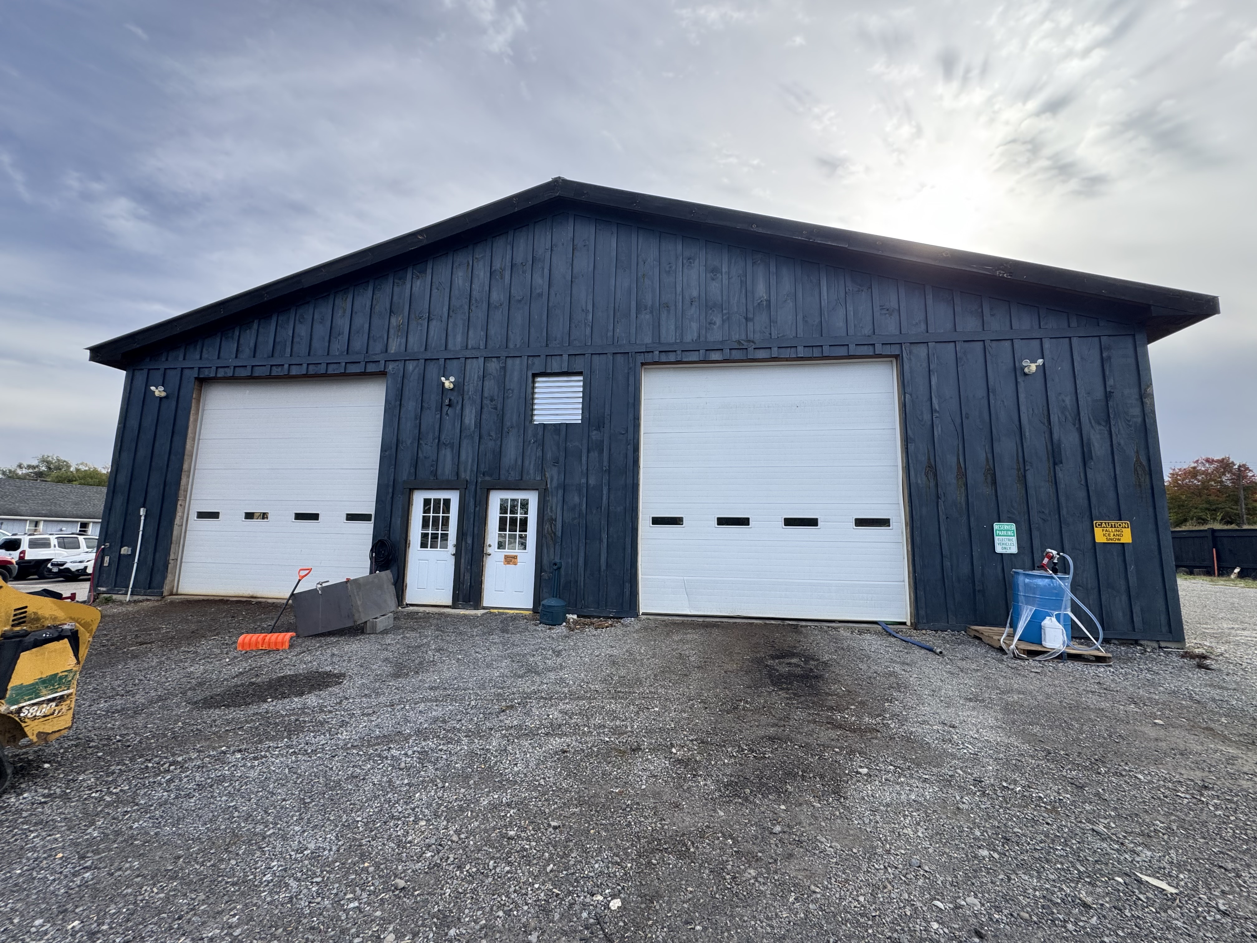Garage, barn and new build project in the Hudson Valley by Red Cedar Construction