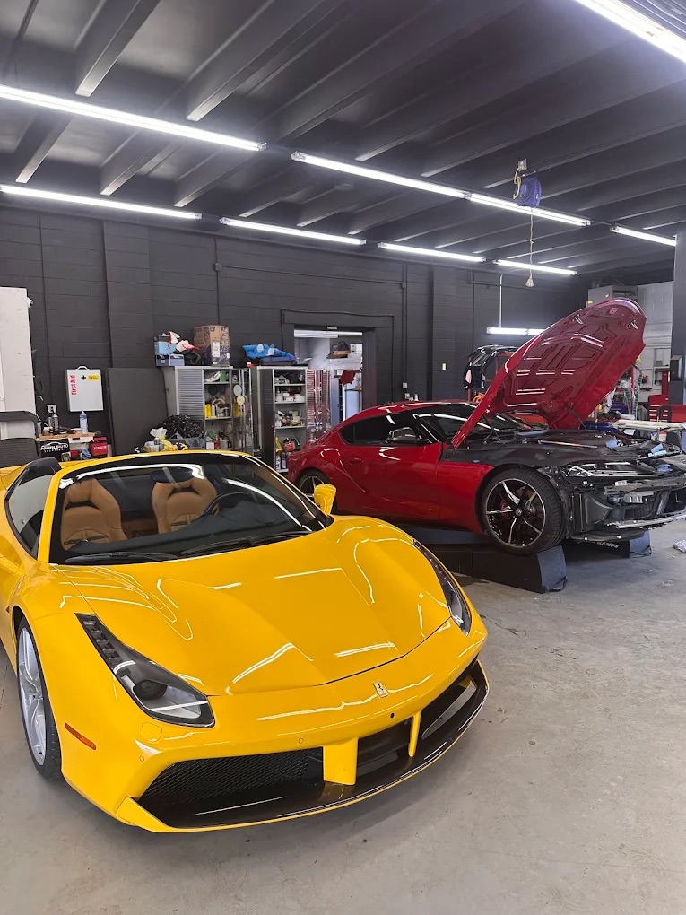 Ferrari 488 Spider & Supra