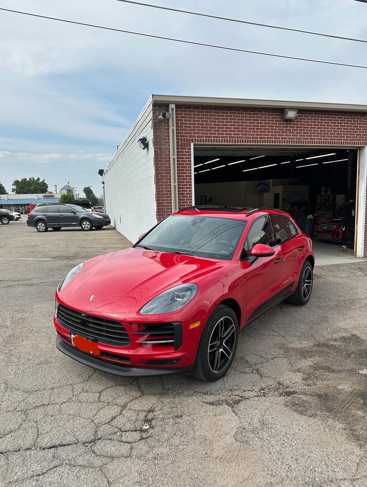 Porsche Macan GTS Carmine Red