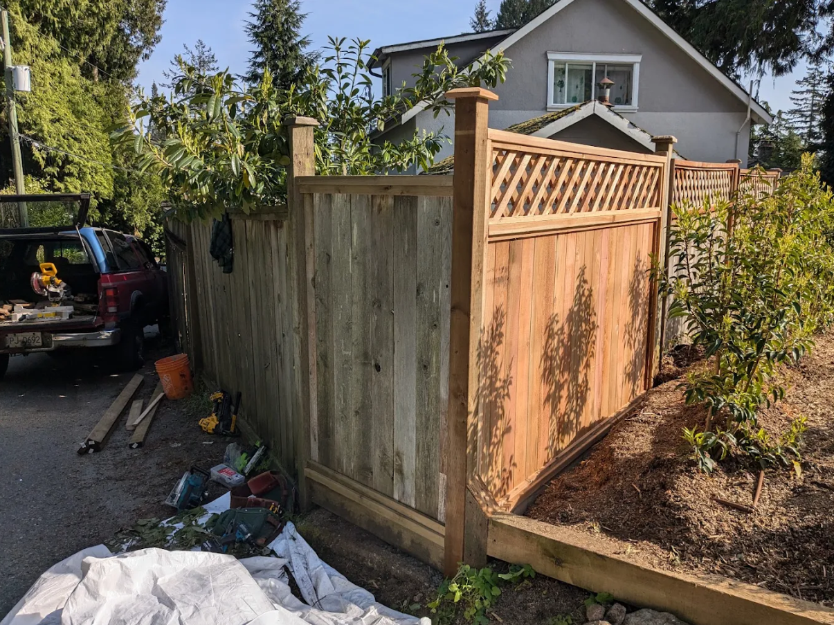 Custom Cedar Privacy Fence with Diagonal Lattice Top — Rhombus Carpentry Vancouver carpenter in Vancouver, BC (49.2606° N, 123.0691° W)