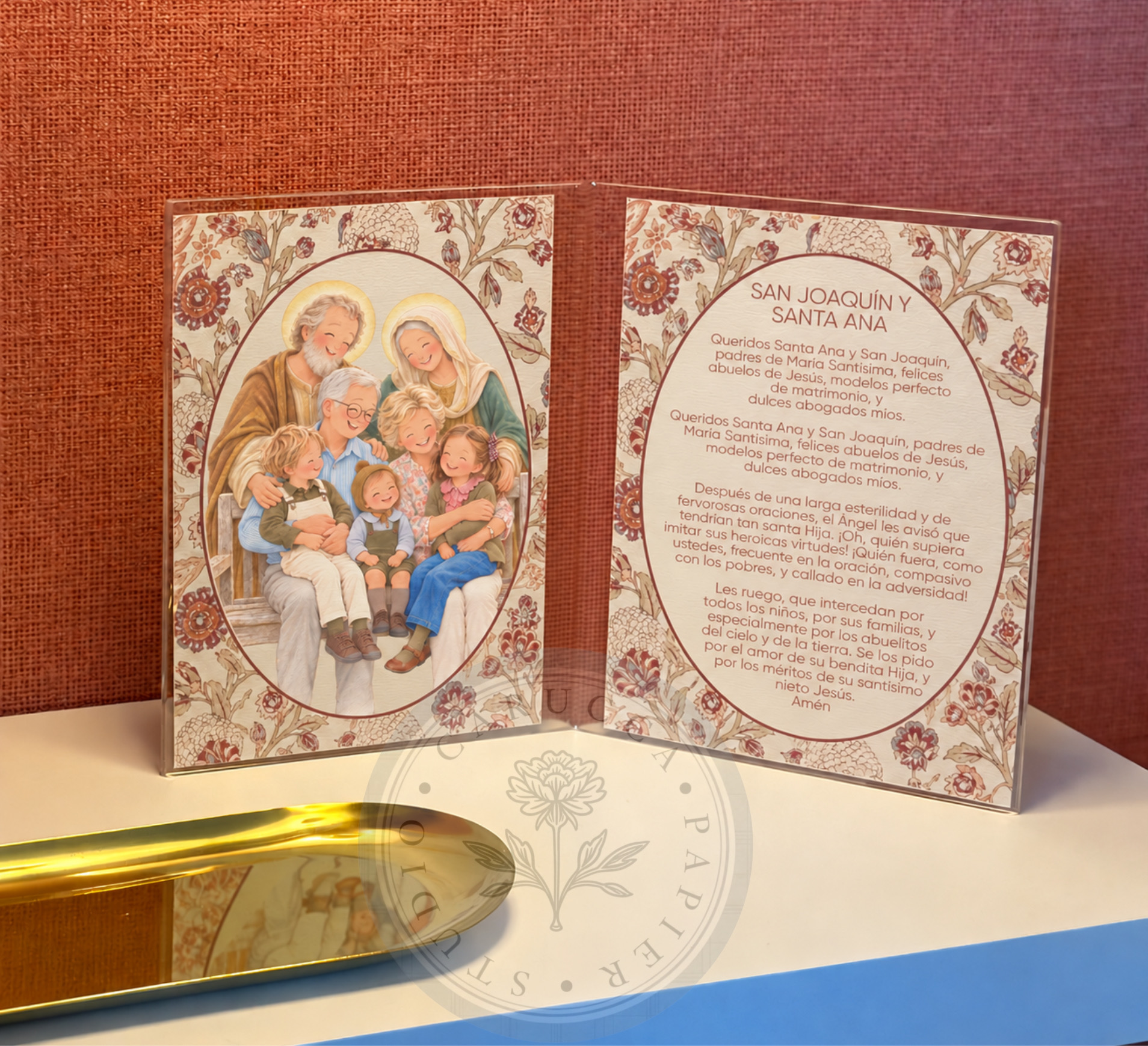 Díptico de metacrilato personalizado con abuelos, nietos y San Joaquín y Santa Ana con oración - Carucca Studio