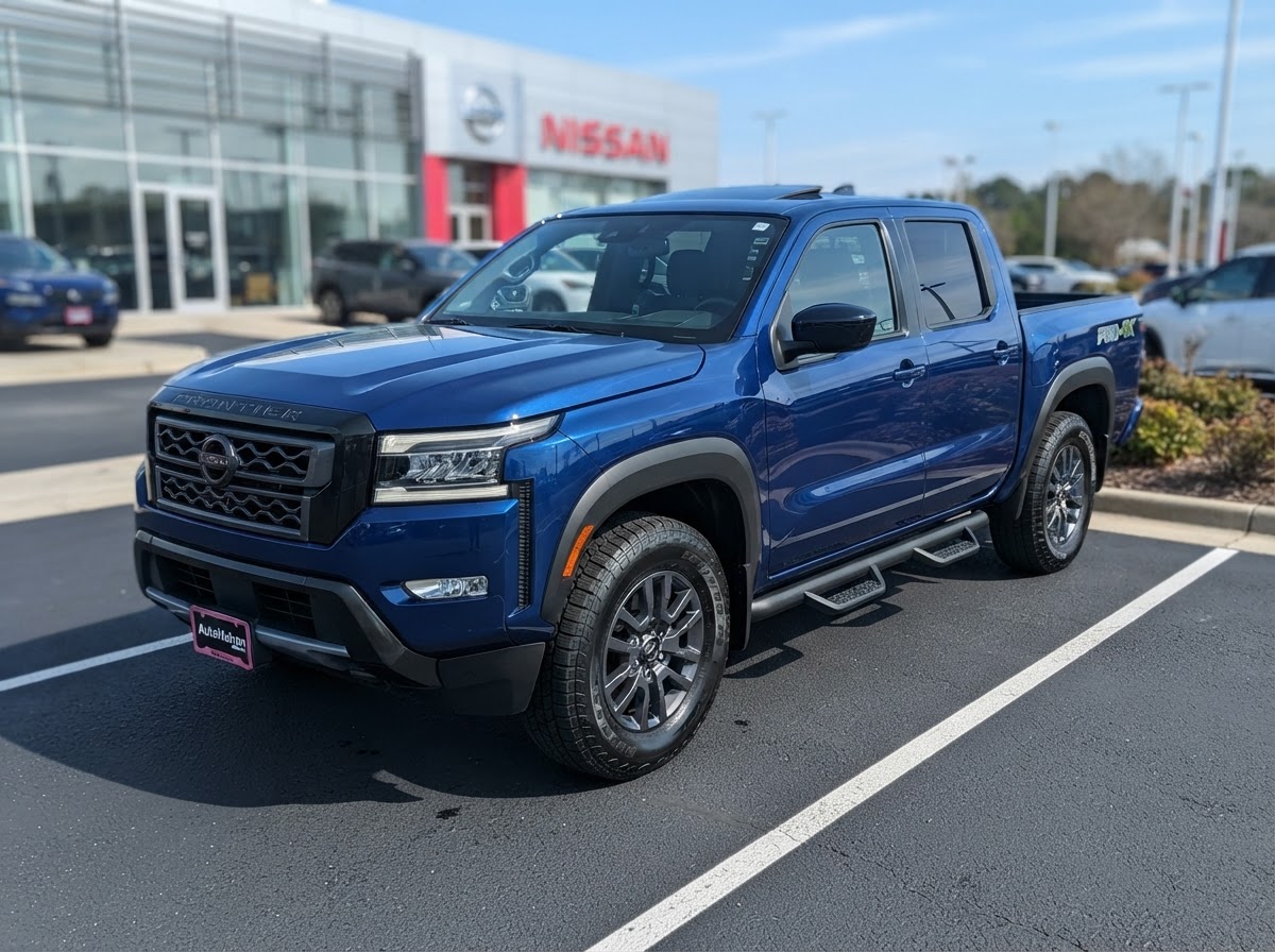 2025 Nissan Frontier SV