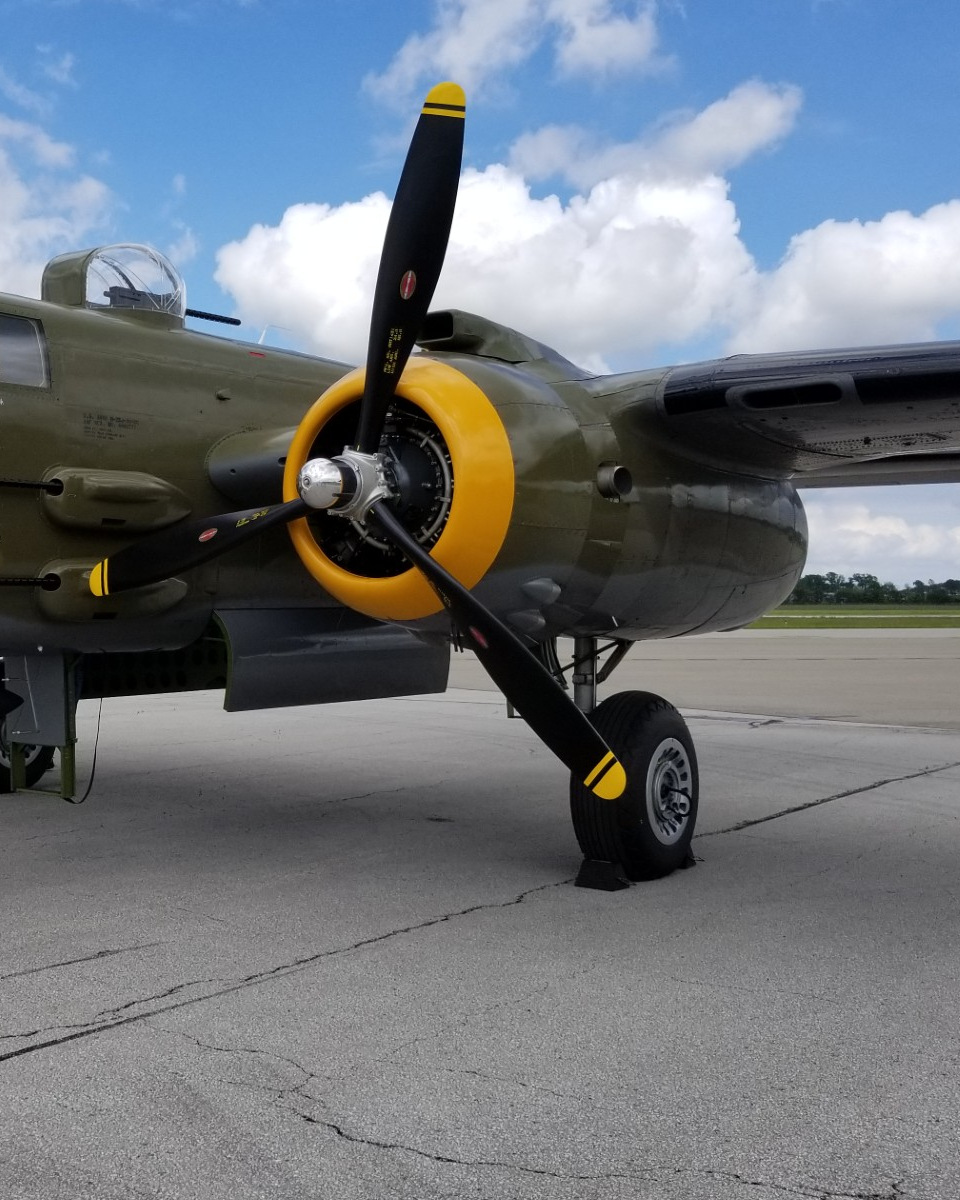 Vintage B-25 bomber engine and propeller on the ramp