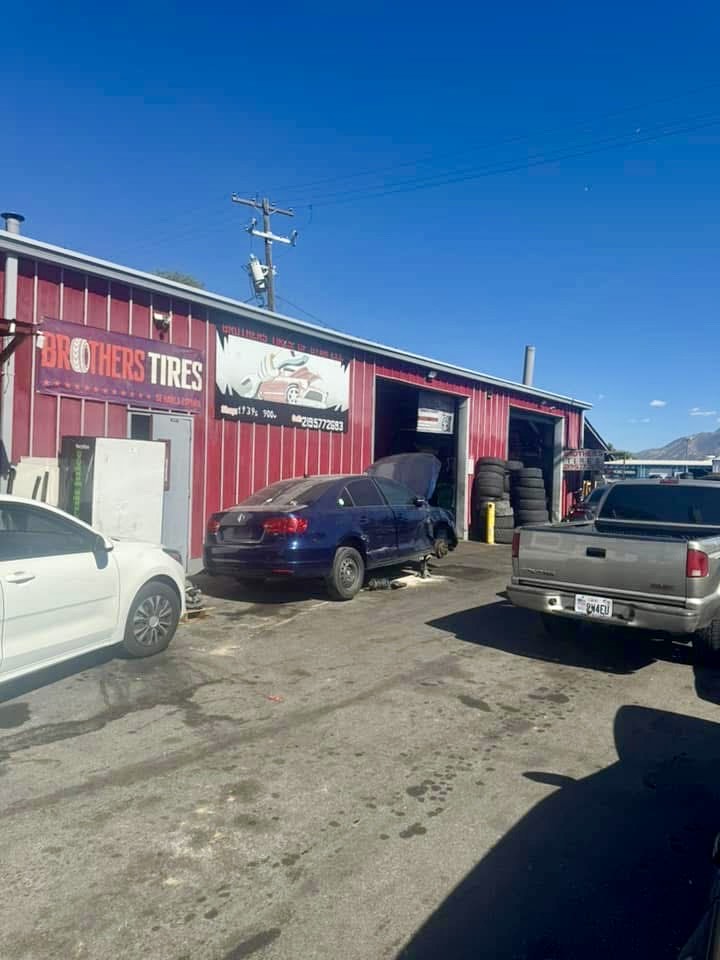 Tire change for a sedan