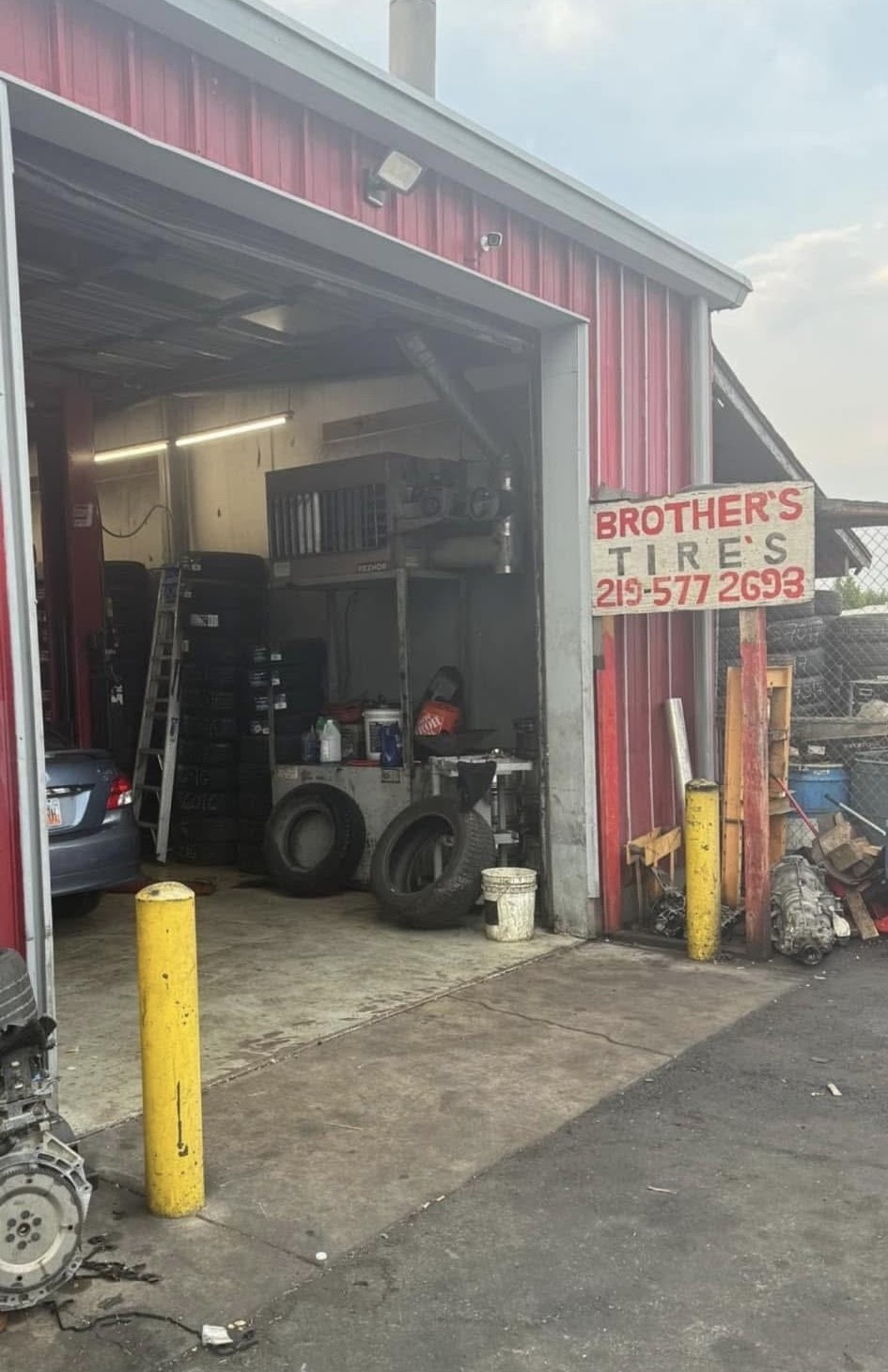 Customer vehicle on the rack