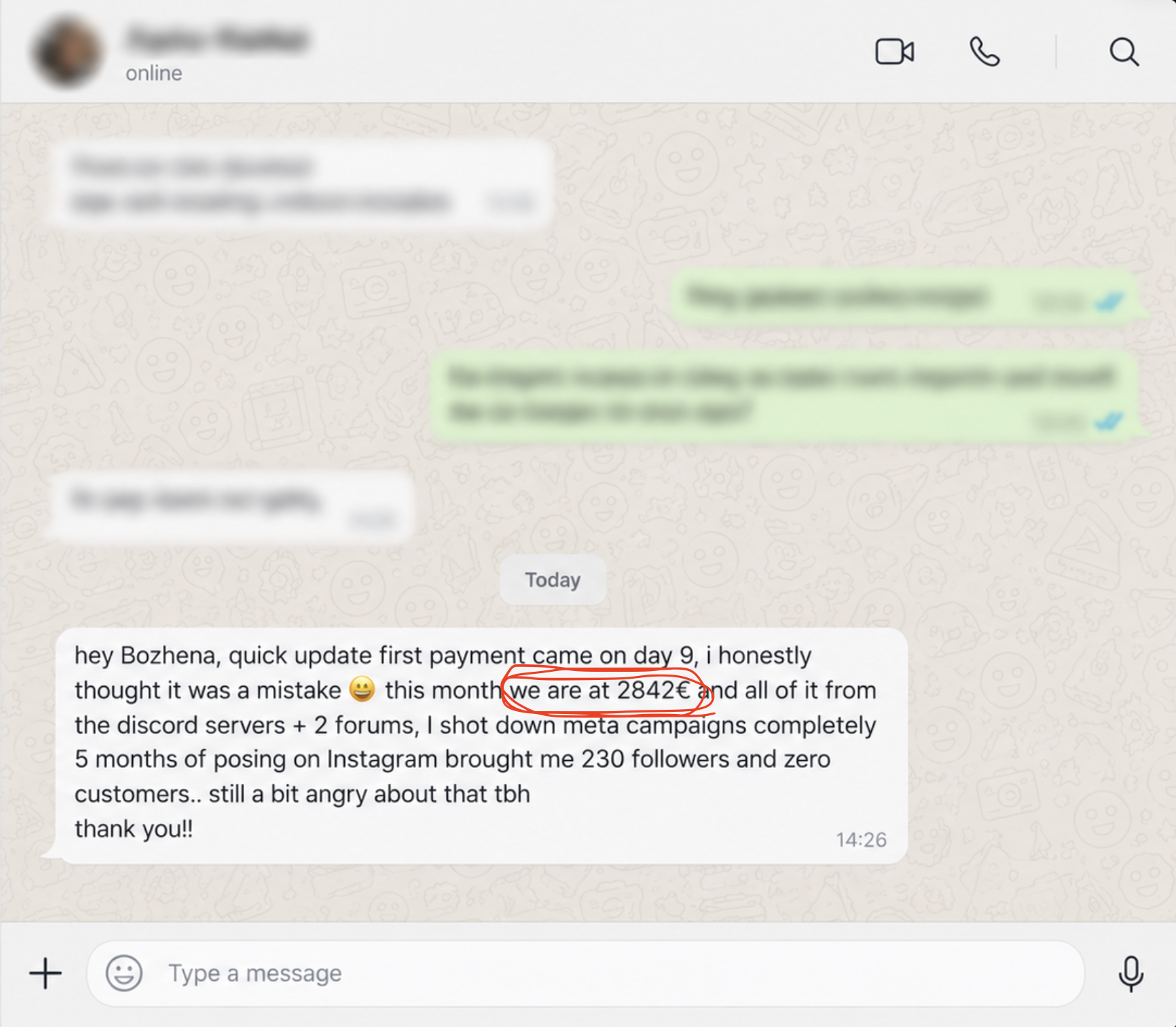 Elena WhatsApp update showing €2,842 in two months from Discord servers and forums