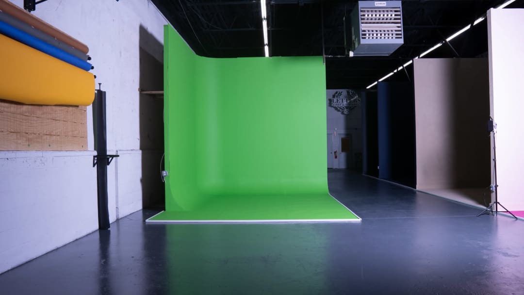 10 FT Green Screen Cyc Wall