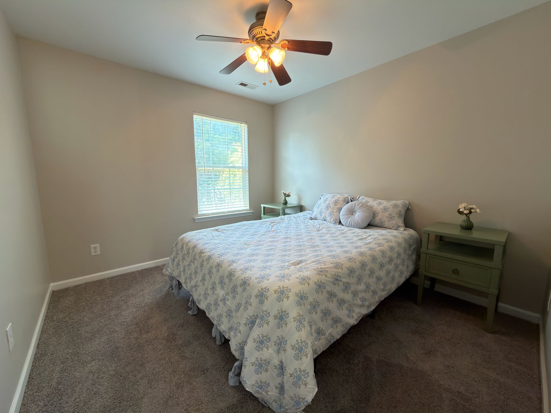 Culcairn second bedroom in Huntersville after paint and new carpet