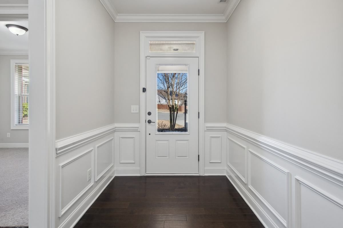 Alligator Lake entrance in Raleigh after painting