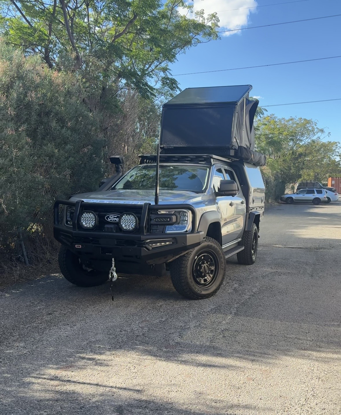Coastal 4x4 workshop consultation desk