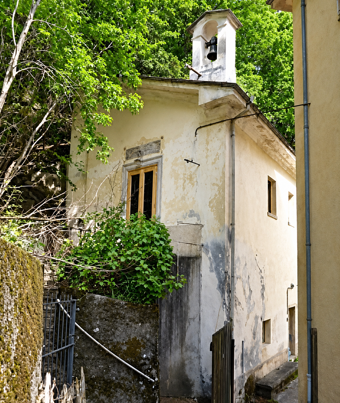Fassadenrenovation Vorher