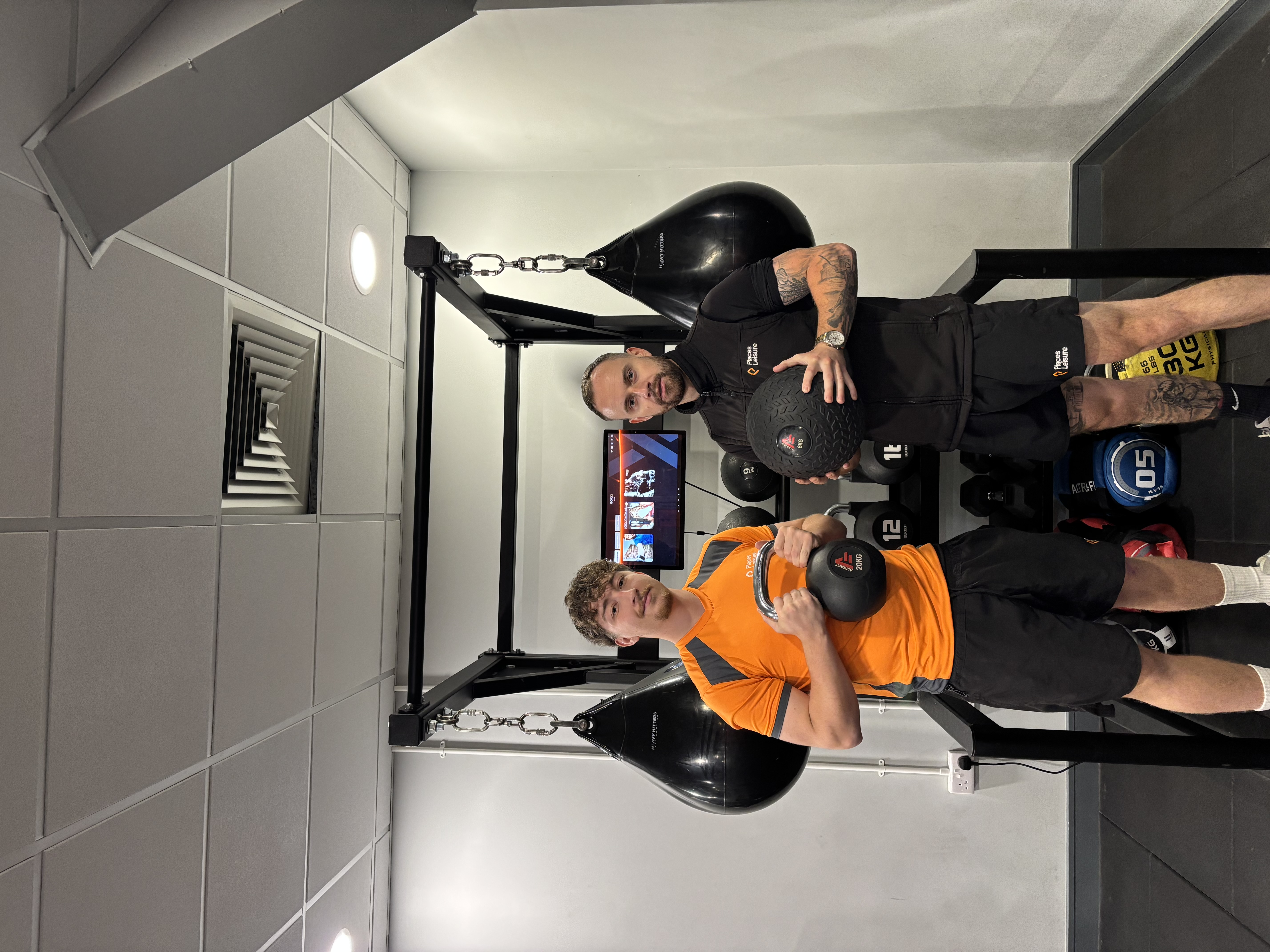 Boxing, heavy bag and strength & conditioning session with coach Tommy Rowlands at Loddon Valley Leisure Centre in Reading