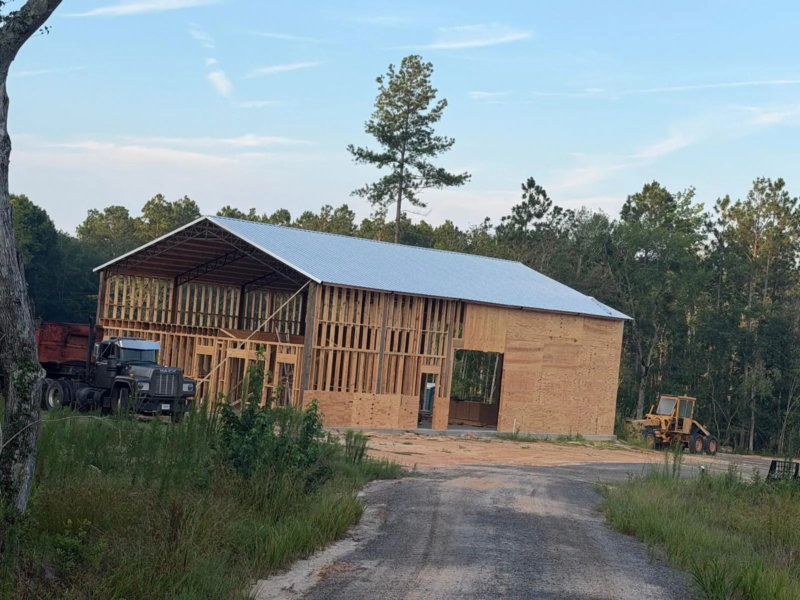 Large Agricultural Building Frame with Metal Roof — JM Elite Builders LLC project in Statesboro, GA