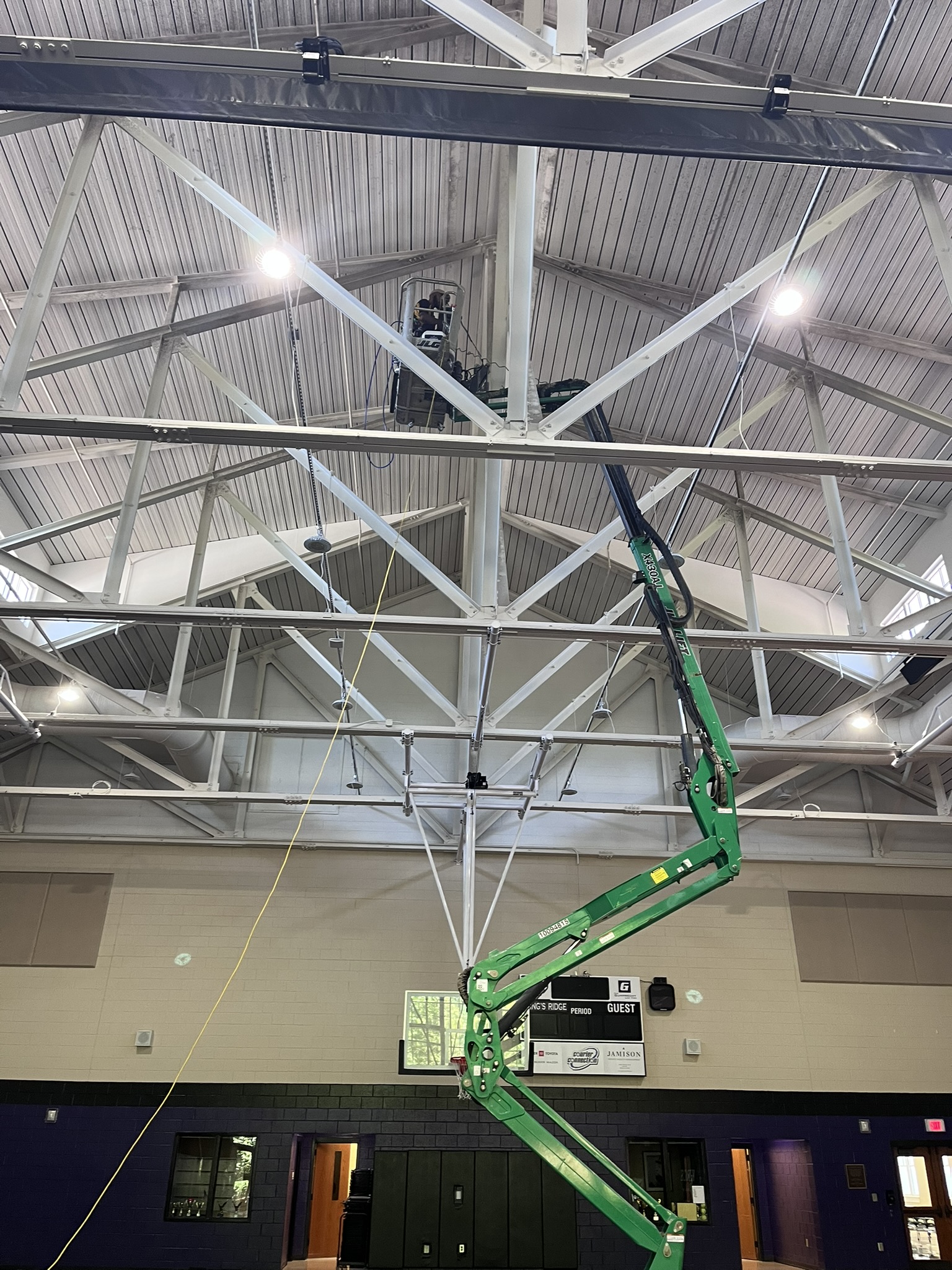 40+ Foot Articulated High-Bay Spider Lift in Action