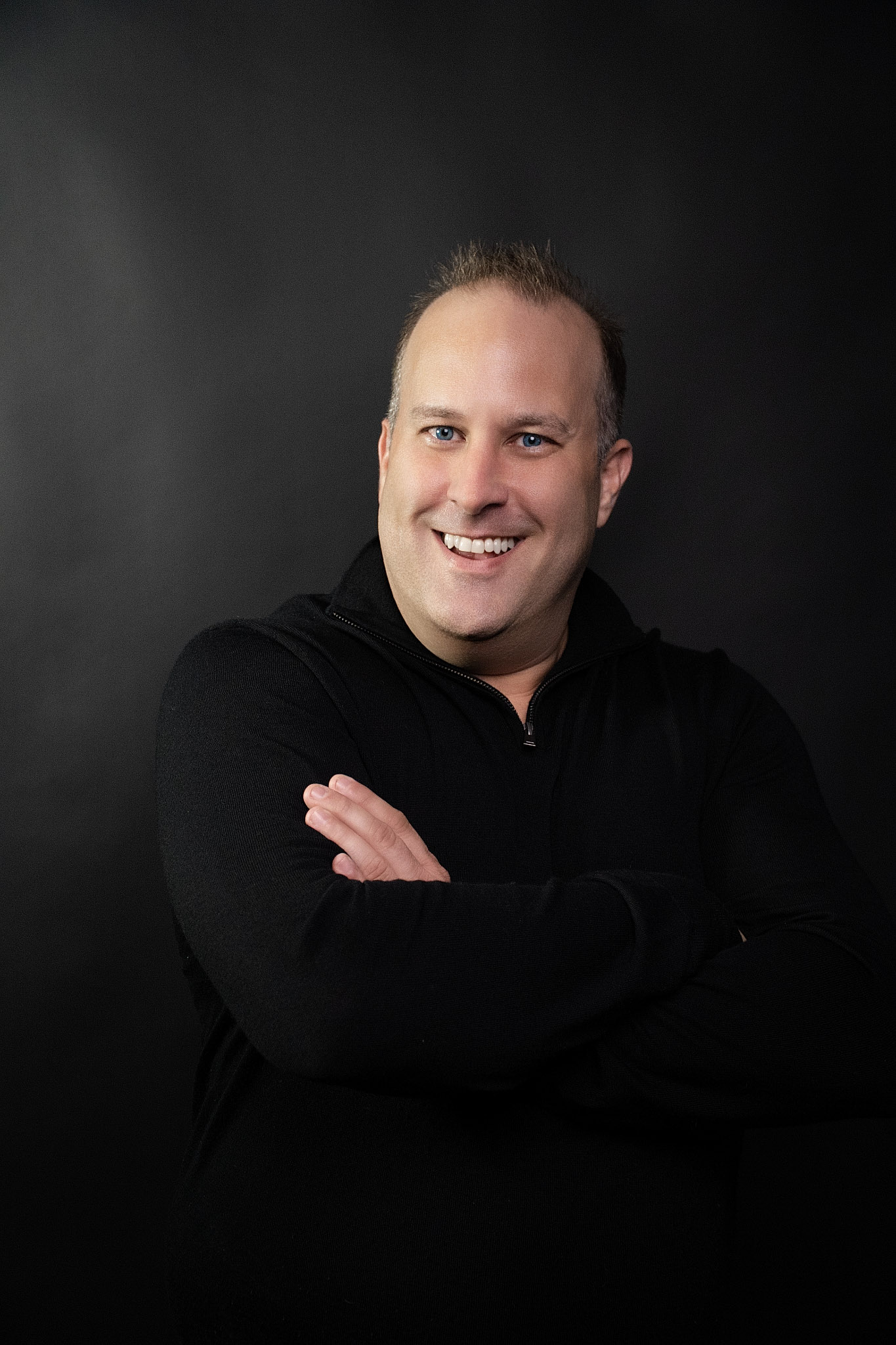 Bart Davis — Author of Bus Boy to Big Table