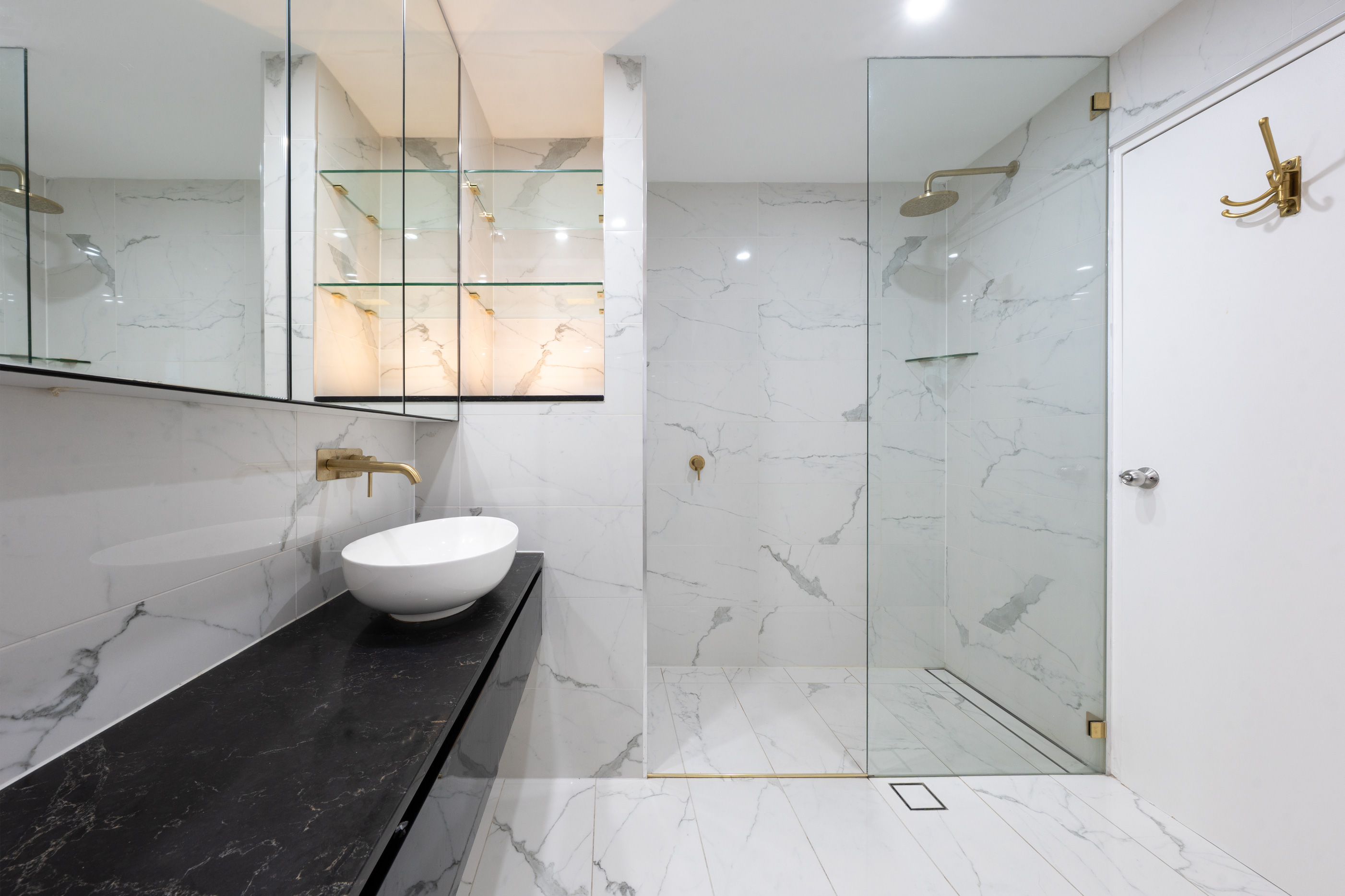 Modern Minimalist Main Bath, Castle Hill