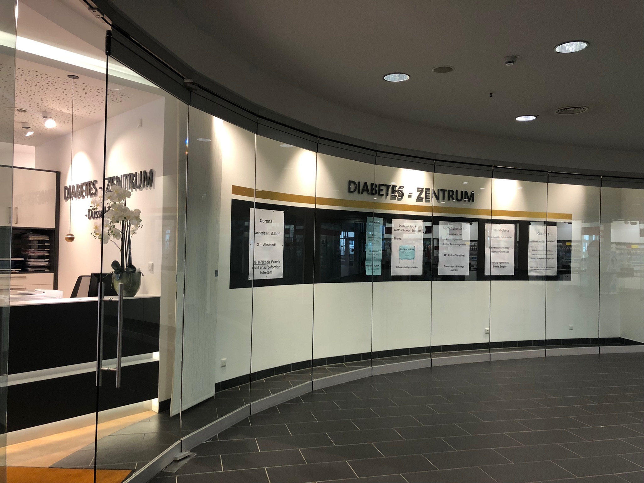 Werbeanlagen – nach der Folierung