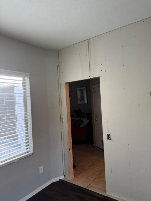 Doorway Drywall Partition Hanging & Framing