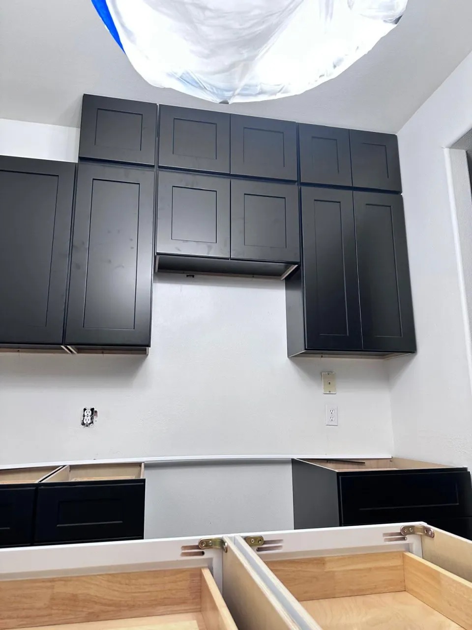 Modern Matte Black Upper Kitchen Cabinets