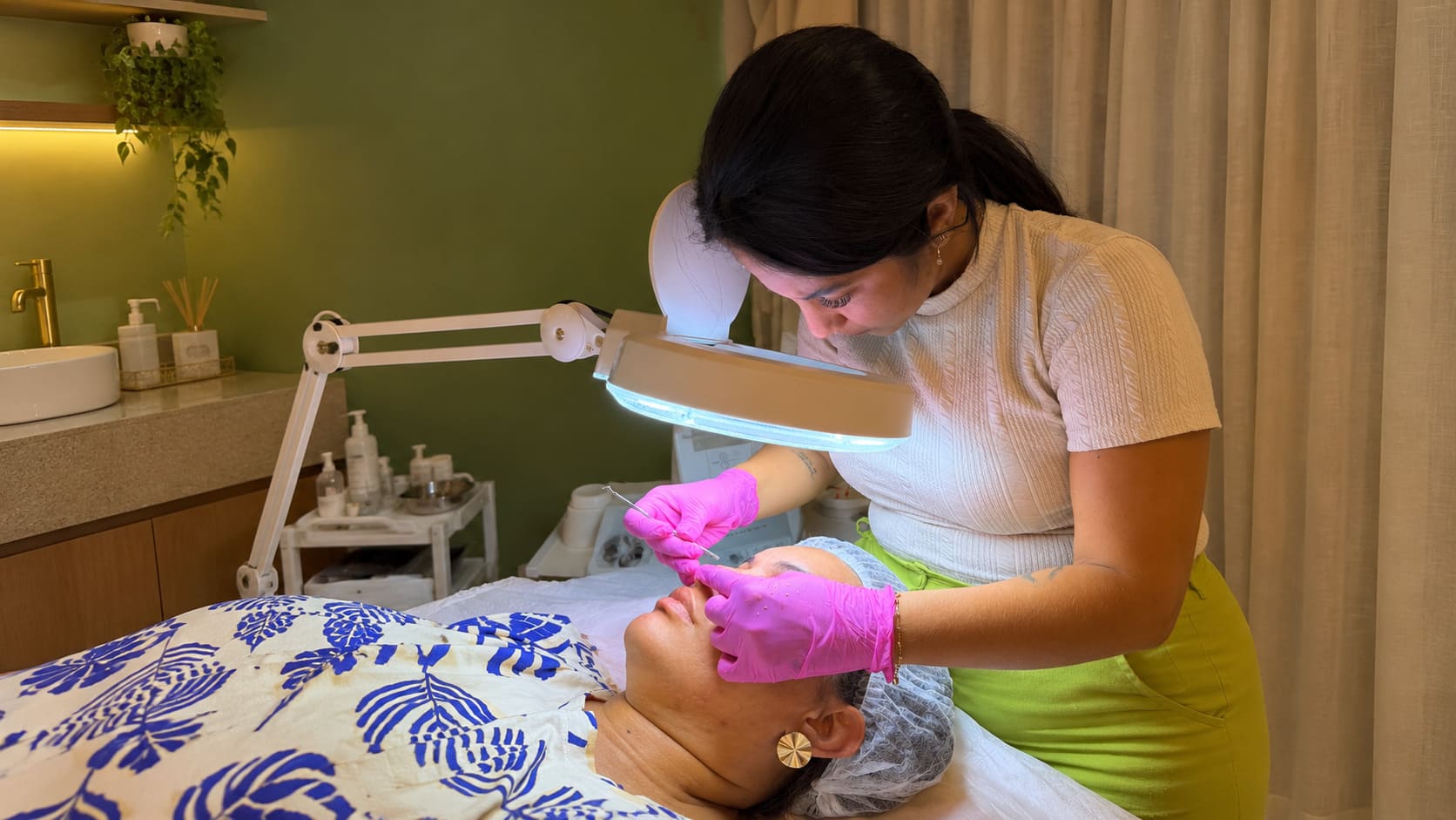Brunna Dias — Esteticista — tratamentos faciais e corporais