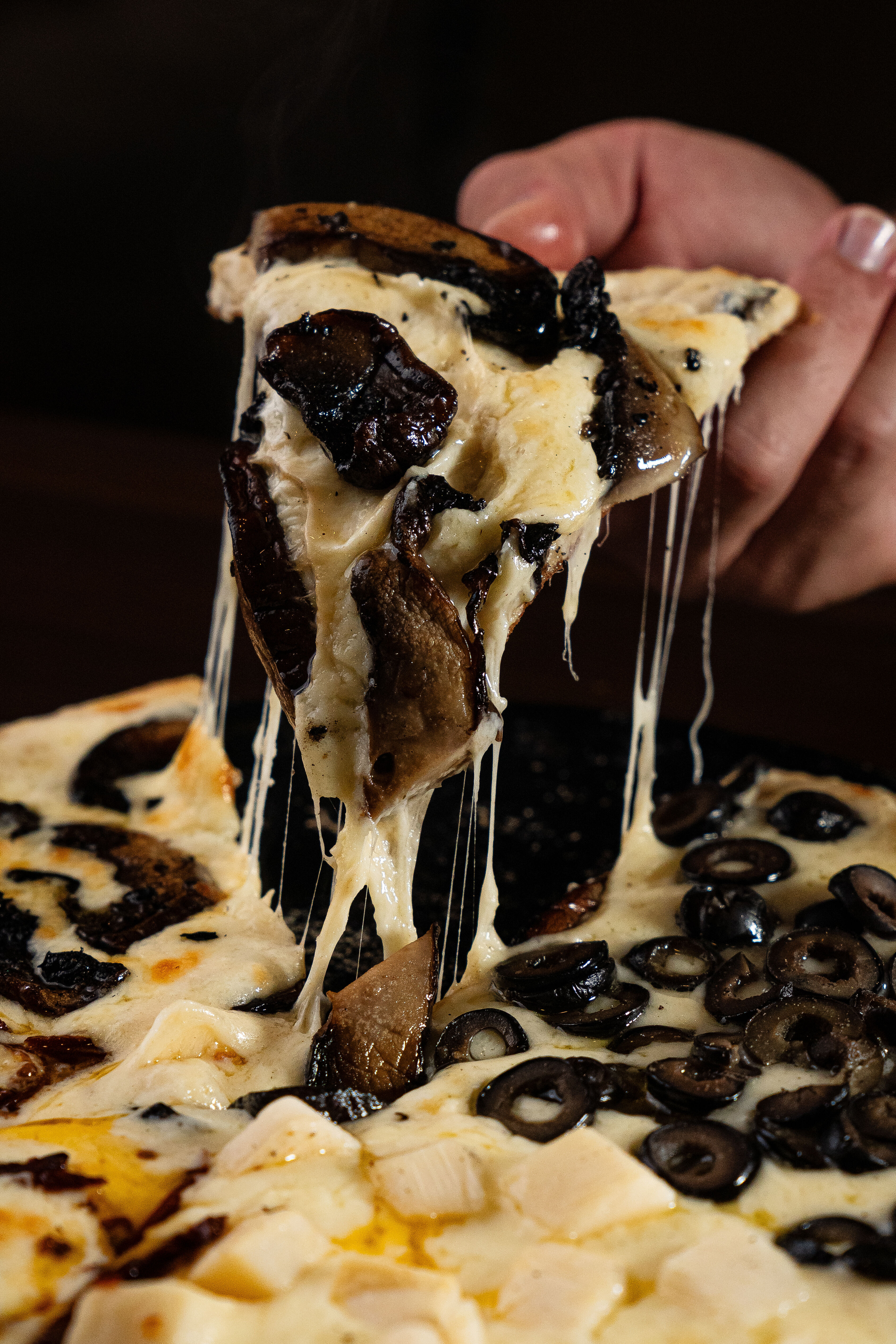 Wood-Fired Pizza with Fresh Mozzarella & Mushrooms
