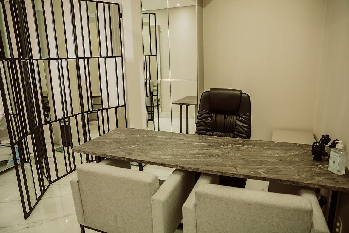 Sala de atendimento da clínica do Dr. Luiz Matos
