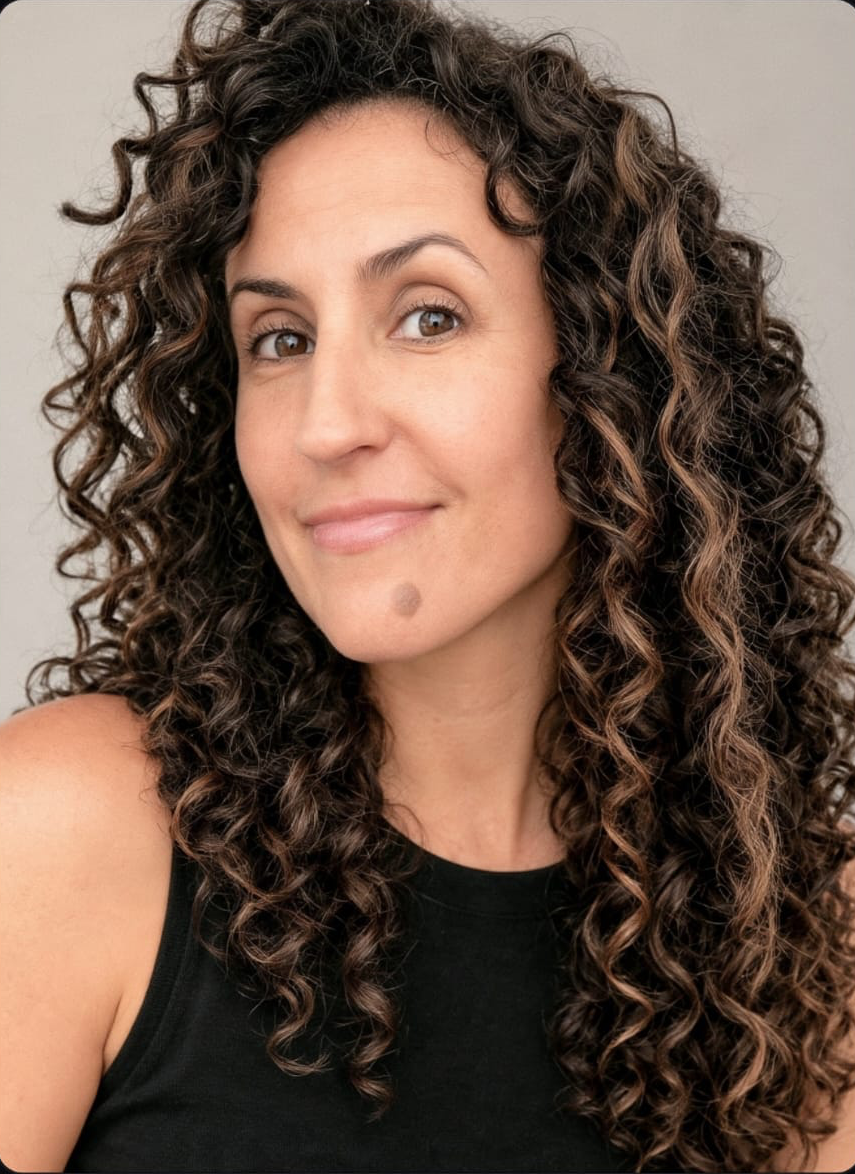 Sara Molledo — Lanzadora digital