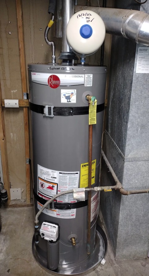Water heater with expansion tank installed by Frosty's Elite Water Heater Service