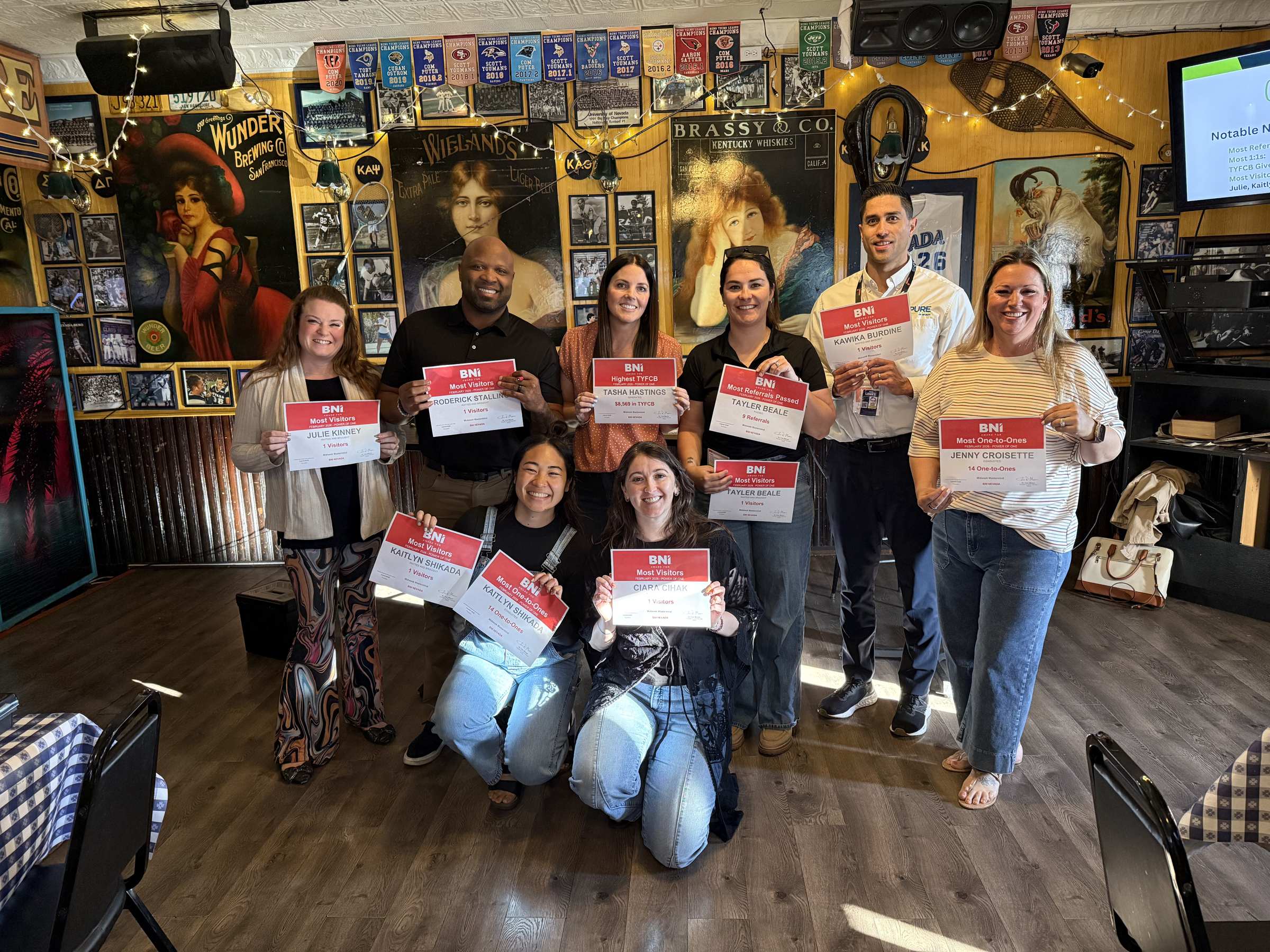 Large group of Midweek Masterminds chapter members gathered together at Little Waldorf Saloon
