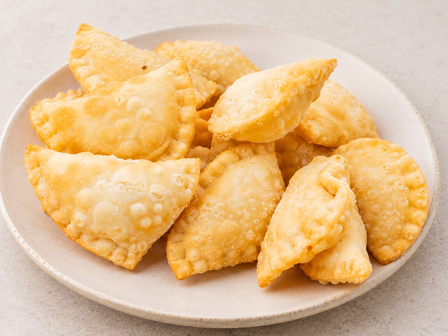 Pastéis de porção fritos