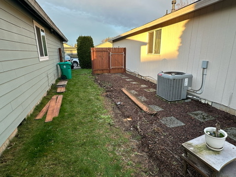 Side yard fence and secure cedar gate installation