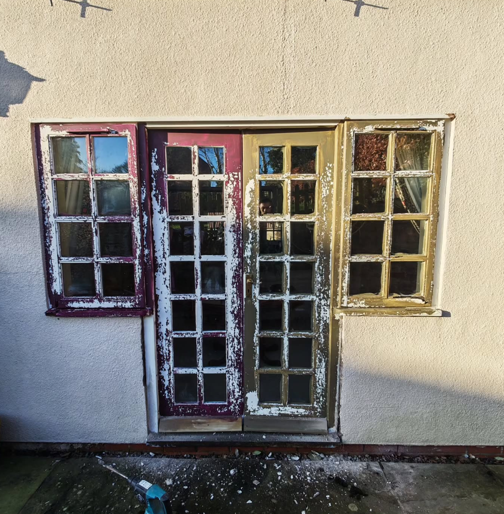 Original joinery prior to restoration (Before)