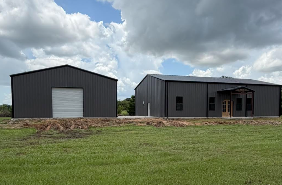 Dual Metal Shop & Living Quarters