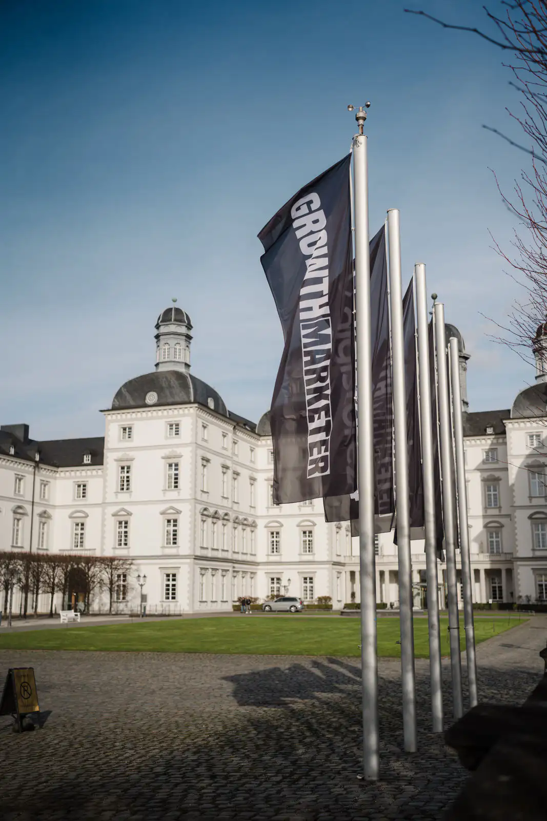 Schloss Bensberg — GROWTH MARKETER