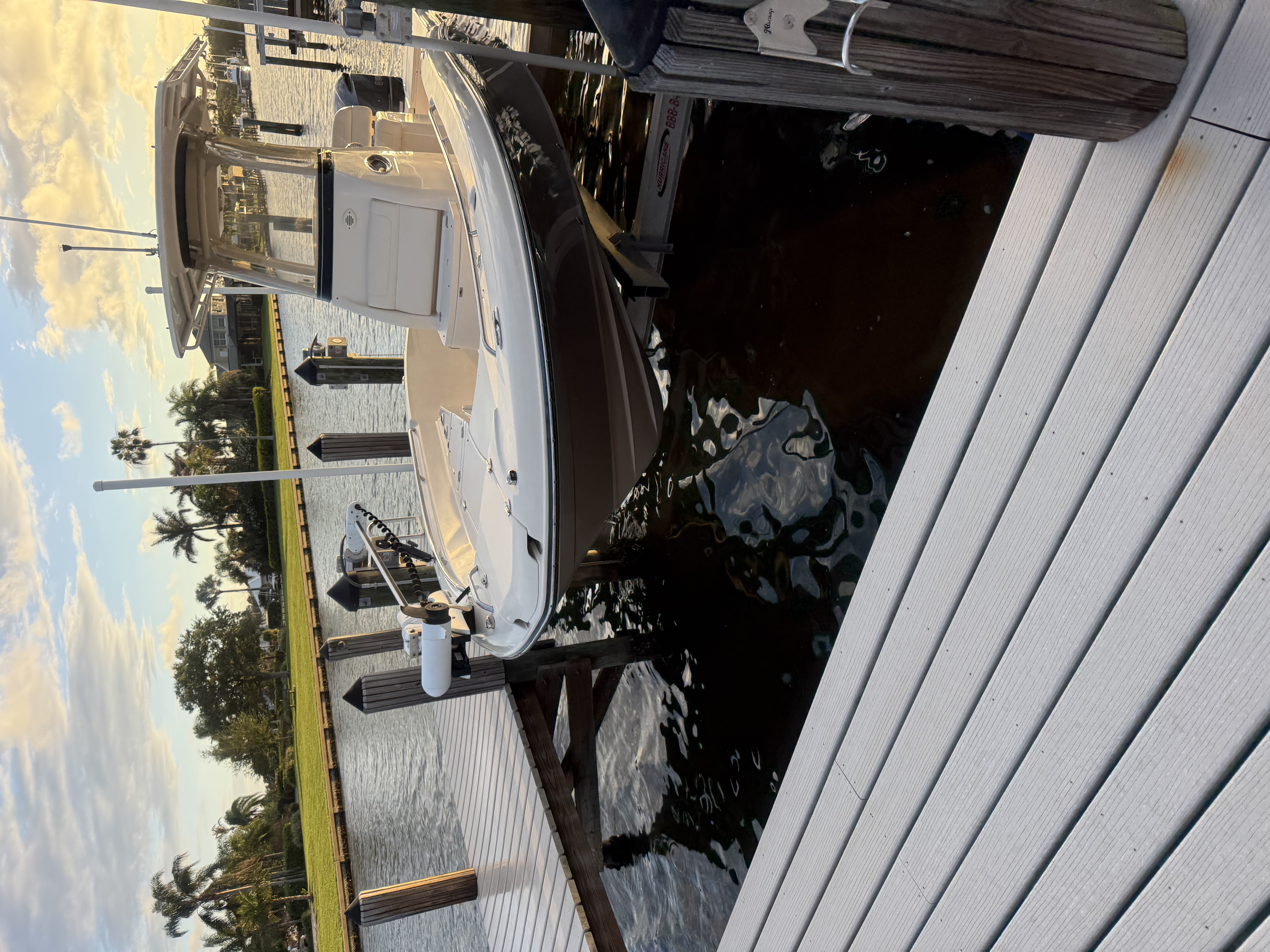 Scrubby Pros Mobile Boat Detailing at Florida Marina Lift