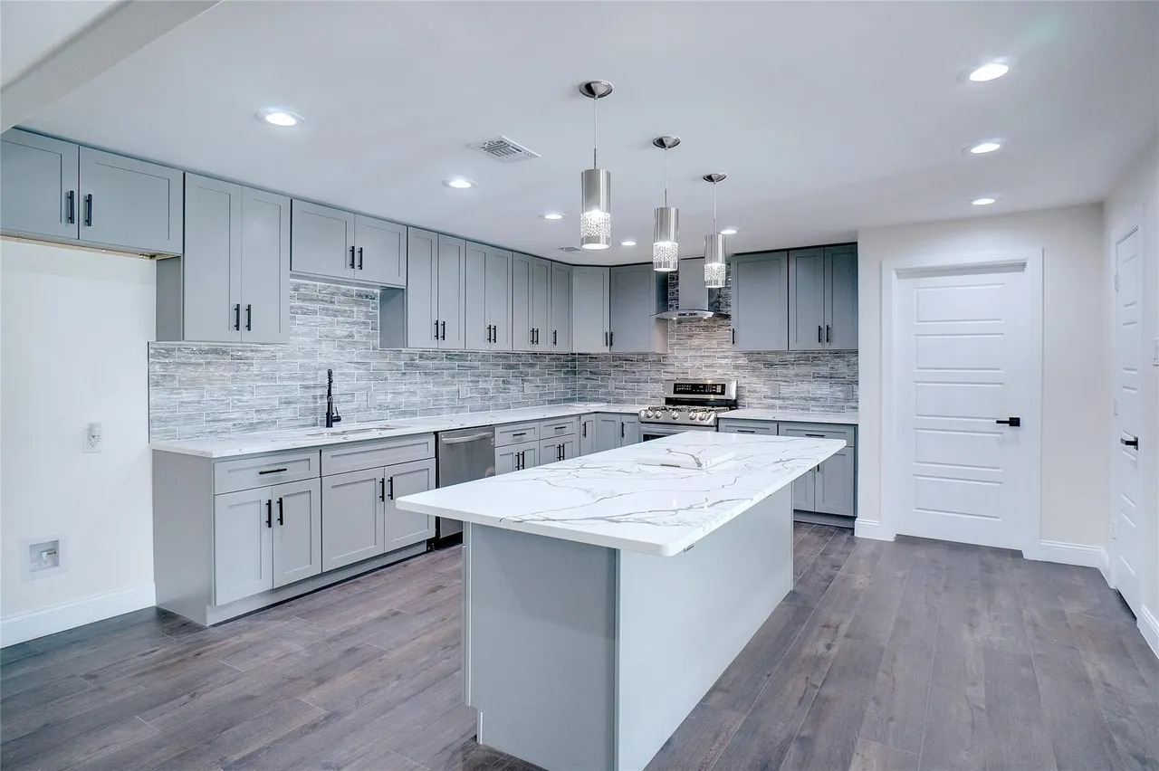 Completed Wingren Drive kitchen