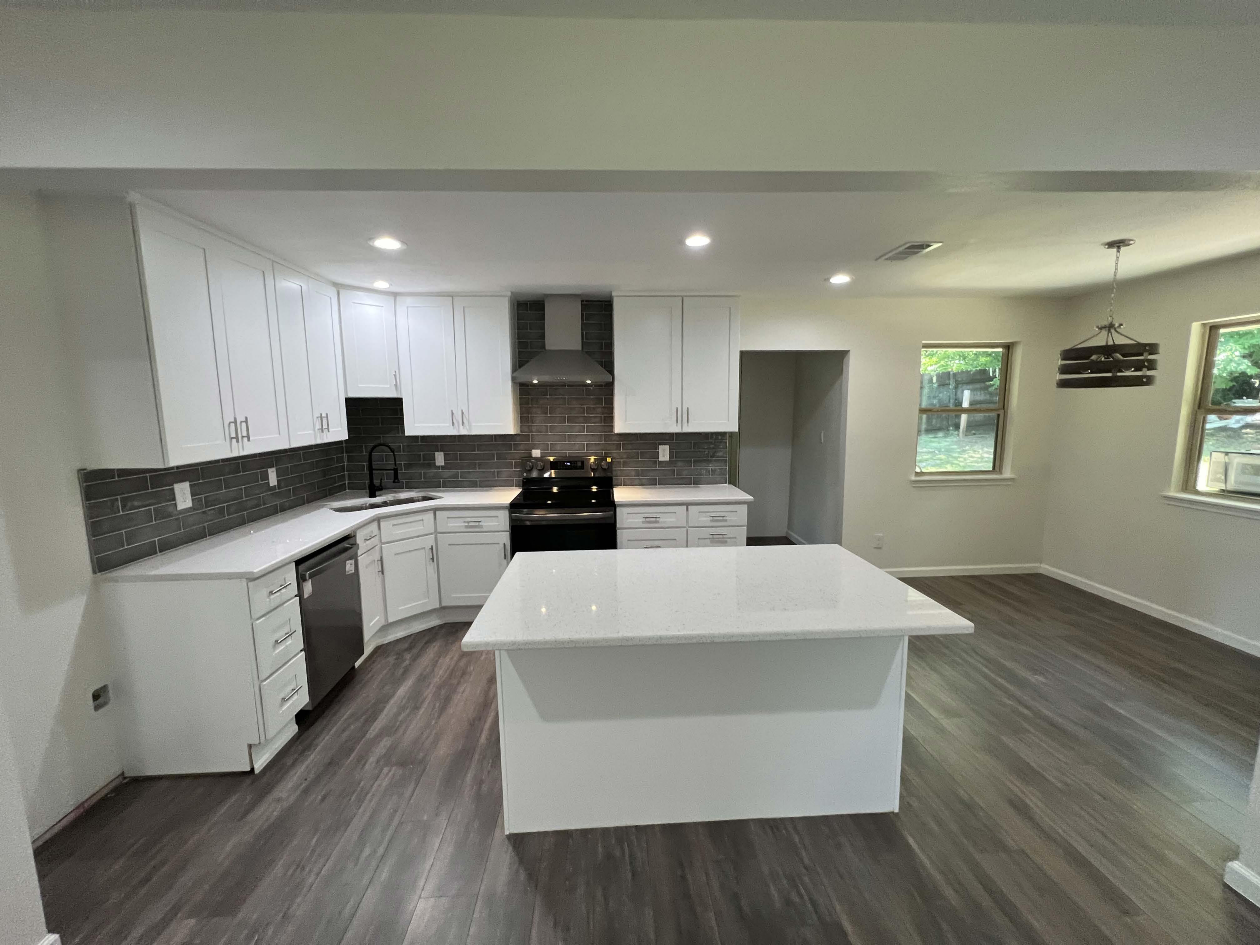 Completed South Hickory kitchen