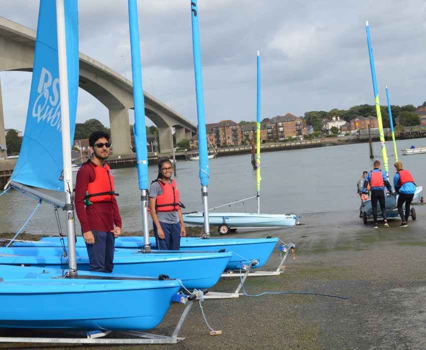 Dinghy Sailing & Seamanship