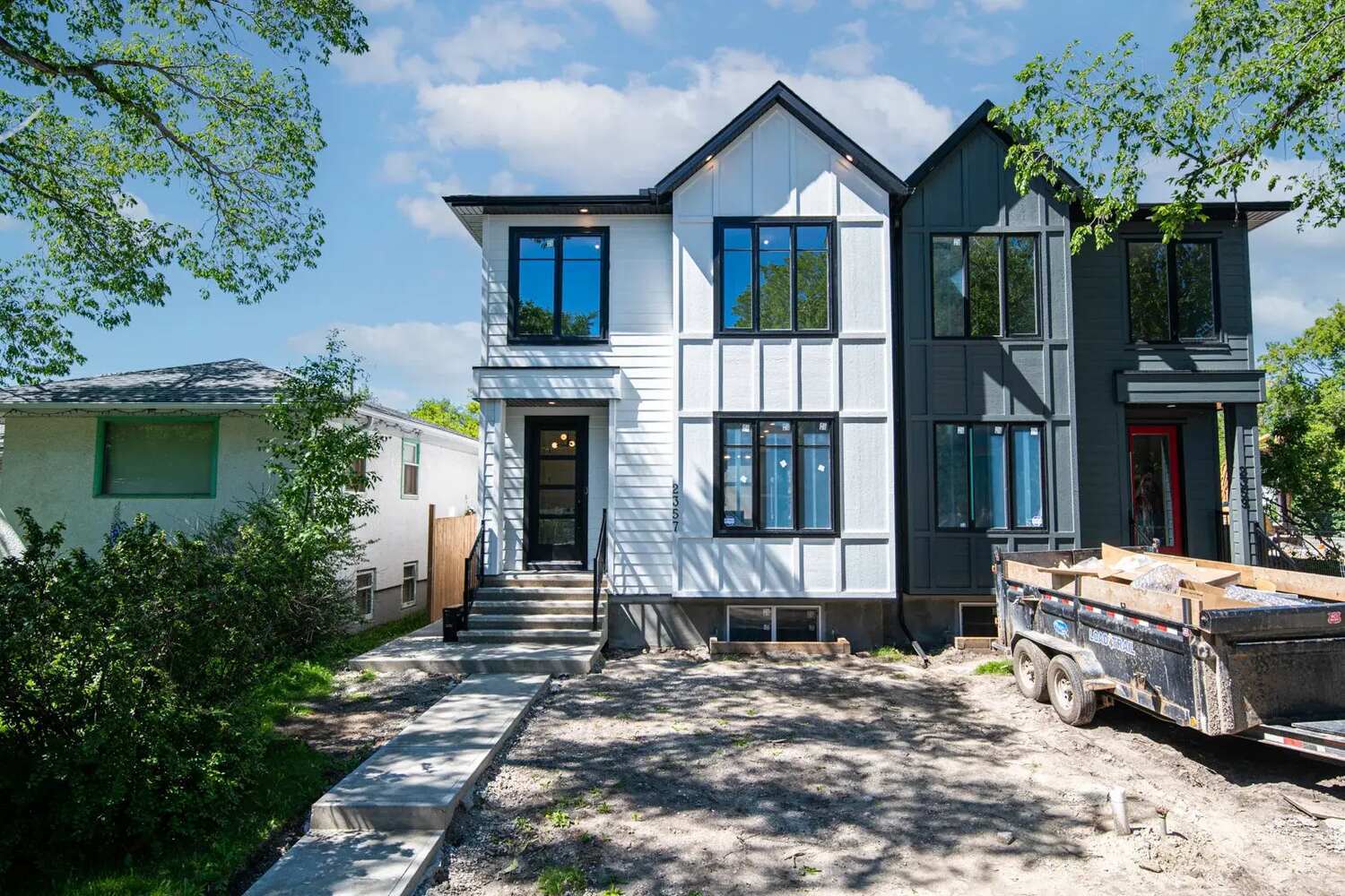 A Beginner’s Guide to Buying Land in Calgary for Your Custom Home