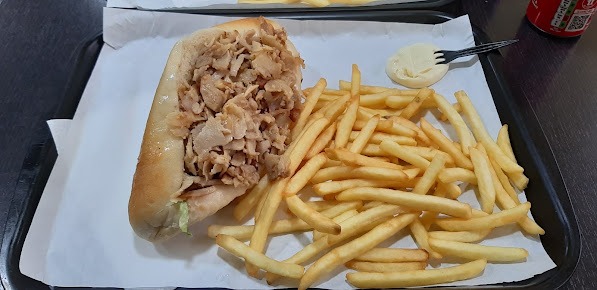 Sandwich kebab et frites